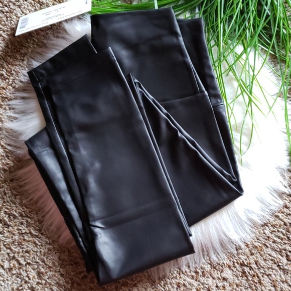 SOLD | Faux Leather High Waist Leggings - Picture 6 of 6